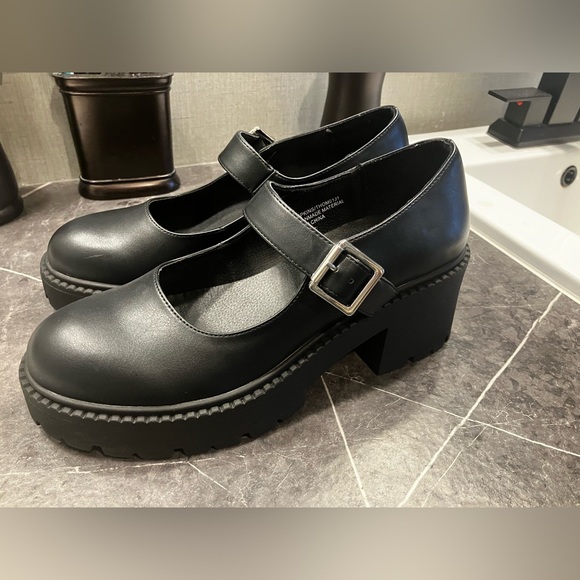 Black Mary Jane clog shoes platform - Picture 3 of 6